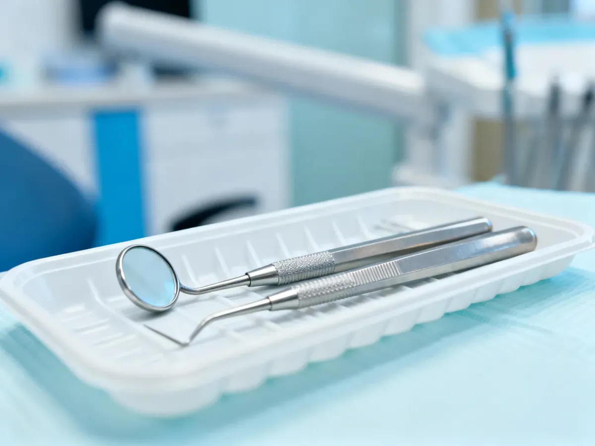 Czy prywatne ubezpieczenie zdrowotne obejmuje stomatologię?